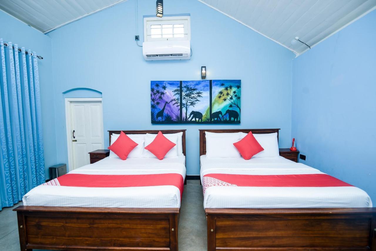 Man Mountain Villa Matale Exterior foto
